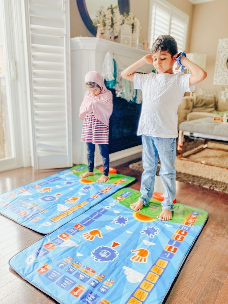 Islamic Educational Prayer Mat for Kids - Interactive Salah Mat